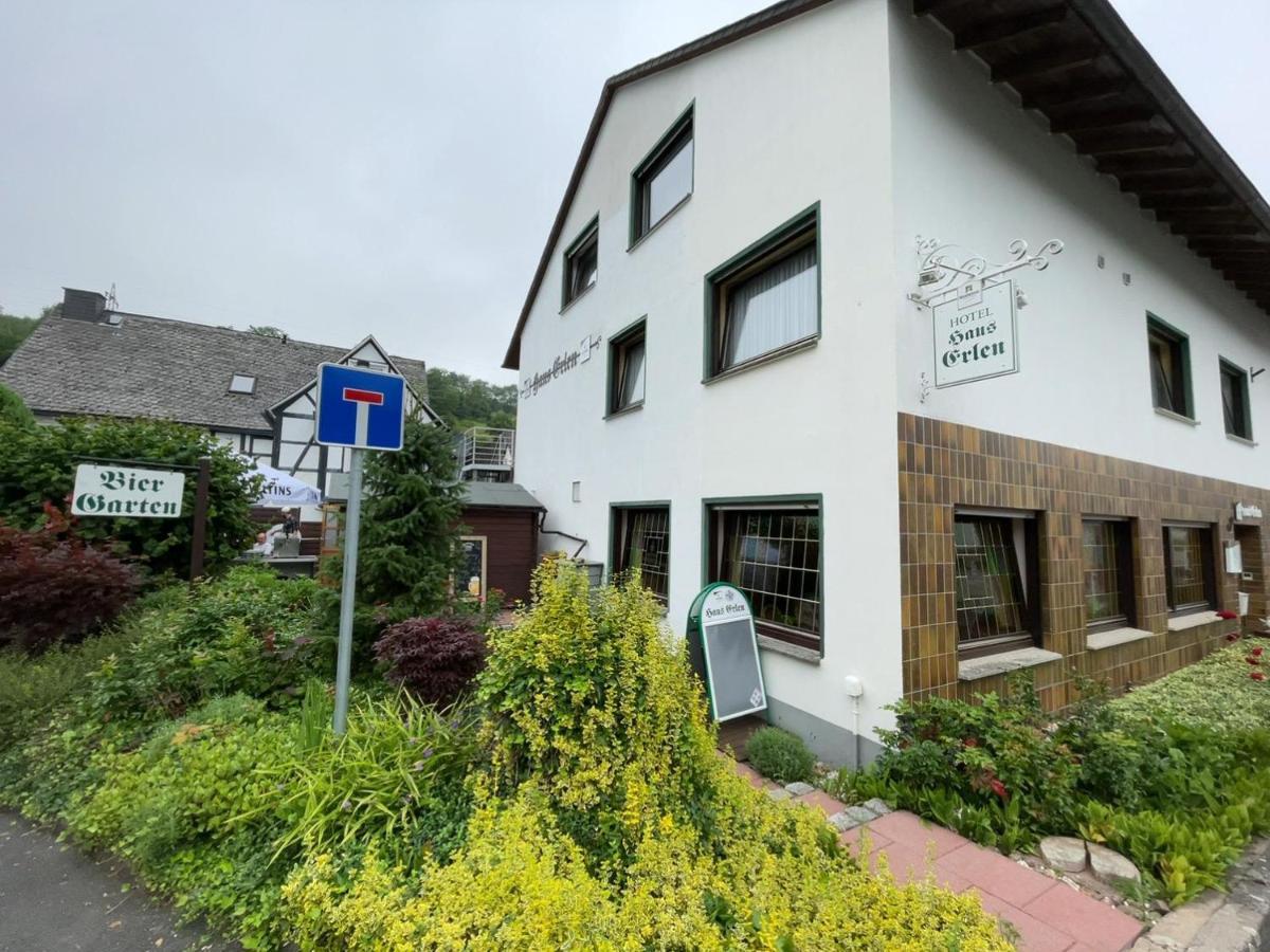 Haus Erlen Hotel Olsberg Buitenkant foto